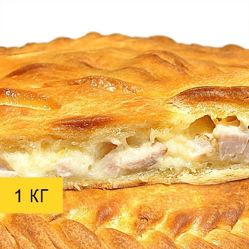 Фирменный пирог с копченой курицей и сыром