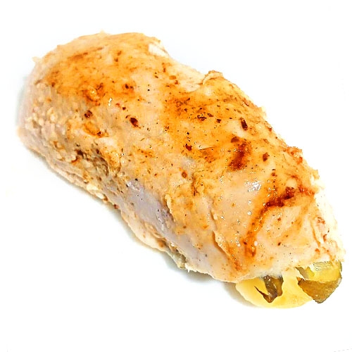 Рулет из курицы с огурцом