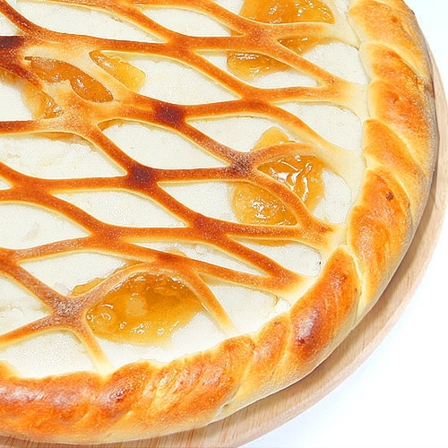 Сладкий Пирог творожный с персиком и маракуйей